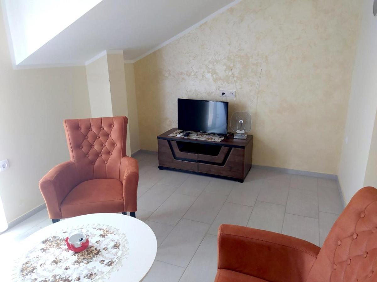 טיווט Apartmani Popovic V&A מראה חיצוני תמונה